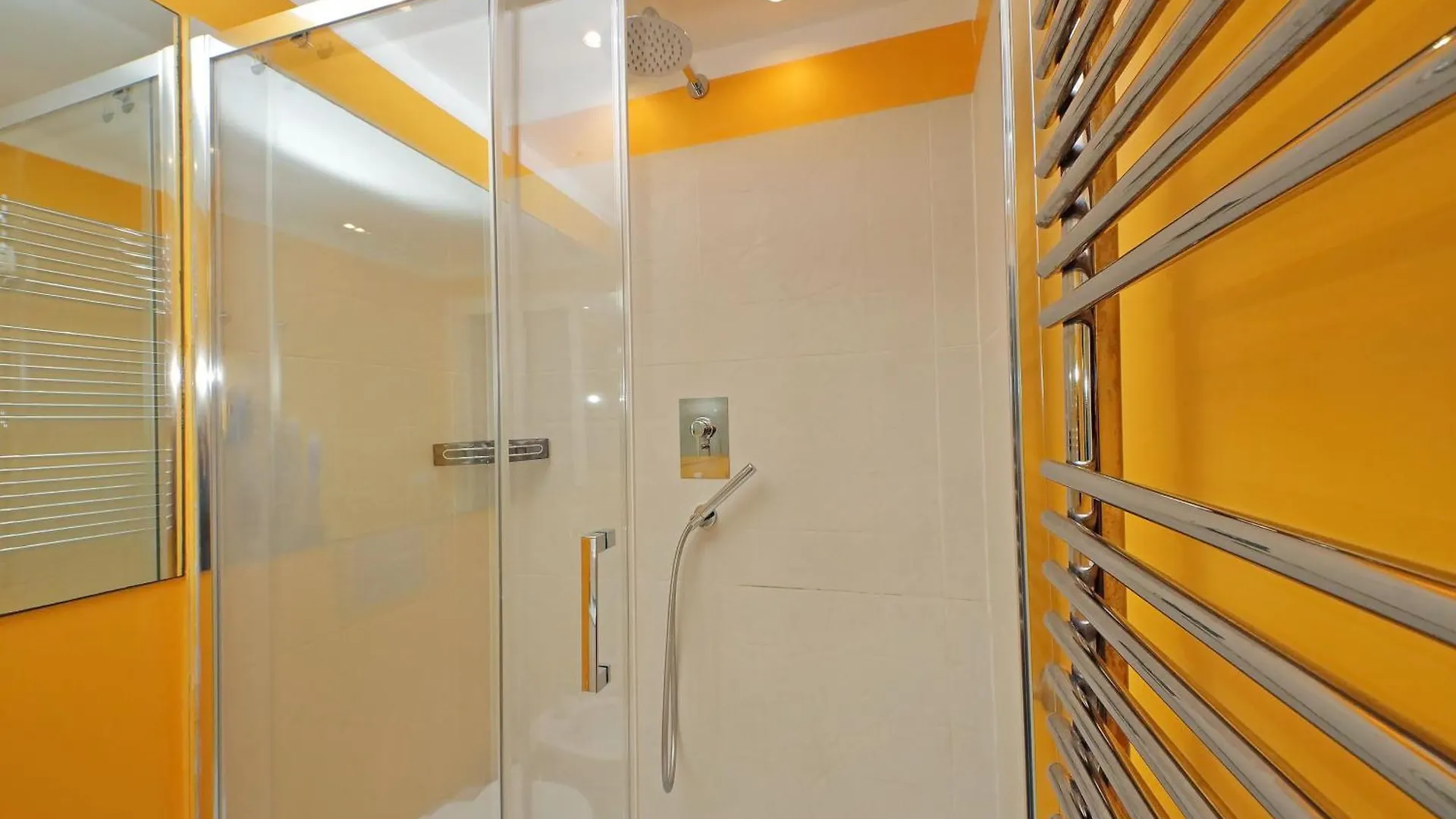 4Bnb - Armot House Vatican Apartment Rome Italy